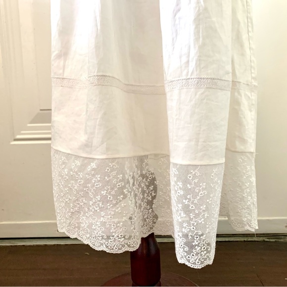 New Handmade Girl’s French Smocked Portrait Dress w/Silk Ribbons French Lace - Picture 7 of 10